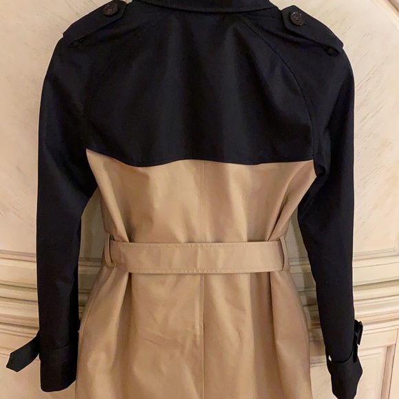 COACH Coat Size XS excellent condition. No flaws. Black and Tan - Picture 9 of 9